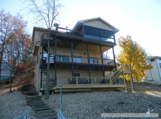 3 Eagleview Ct, Sunrise Beach, MO 65079