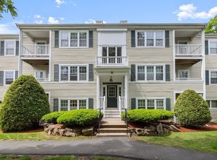 700 Brookside Dr #J, Andover, MA 01810