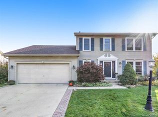 3489 Snowden Ln, Howell, MI 48843