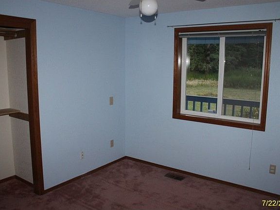 5th image of 2611 282nd St E