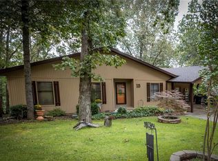 13 Basildon Dr, Bella Vista, AR 72715
