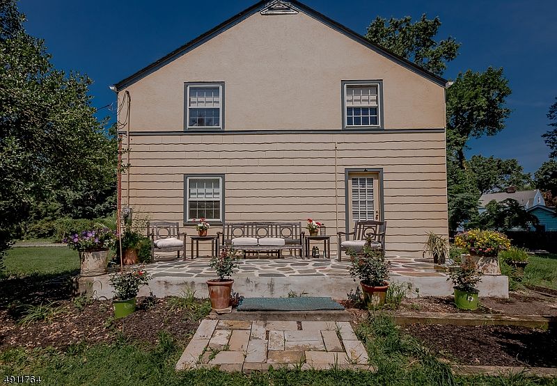 821 Colonial Cir Plainfield NJ Zillow