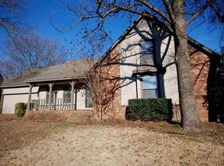 107 S Walnut Bend Rd, Cordova, TN 38018