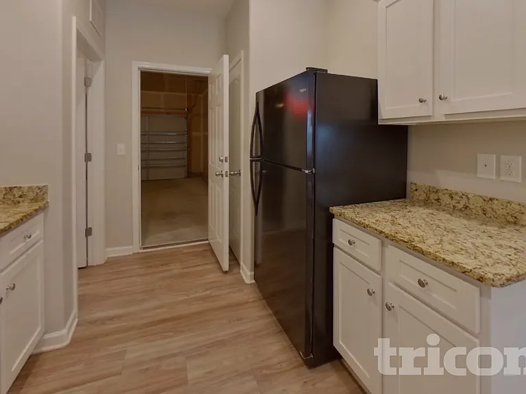 7138 Cuddington Dr — Photo 7