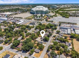 715 Peach St APT 3, Arlington, TX 76011