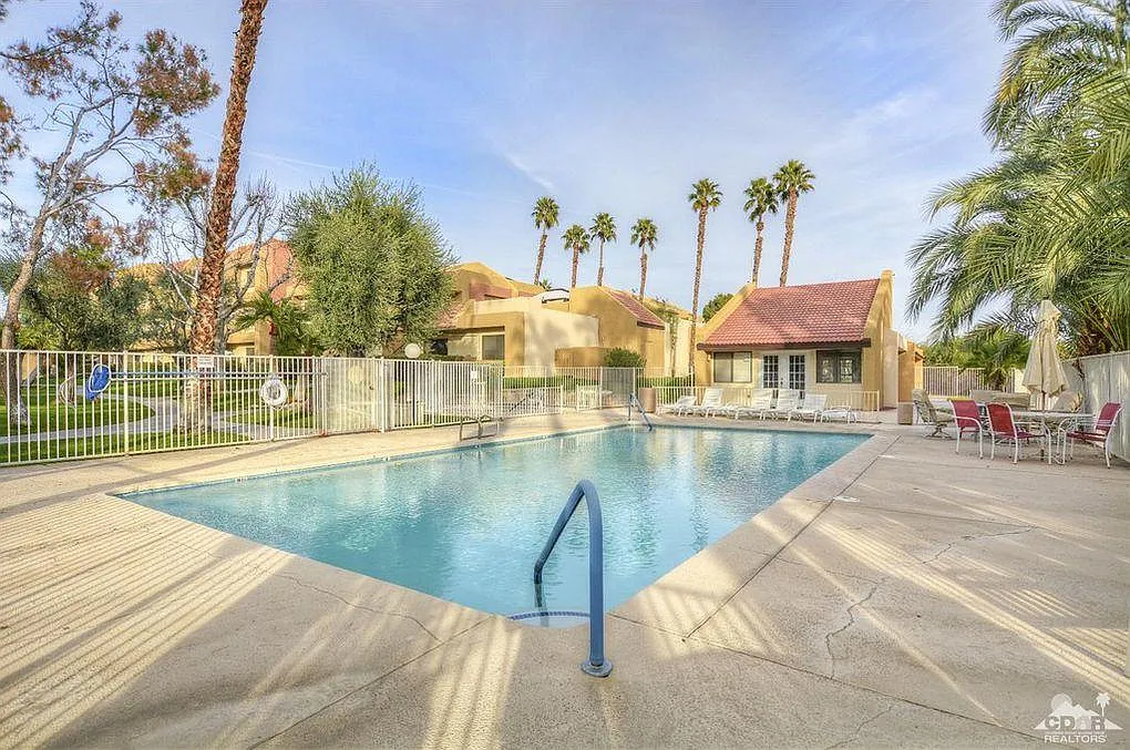 1 bed, 745 sqft, $1,500 — Photo 2