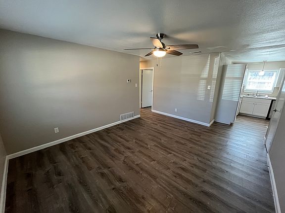 5th image of 936 Bluewood Dr