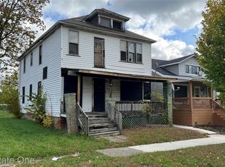 2570 Beals St, Detroit, MI 48214