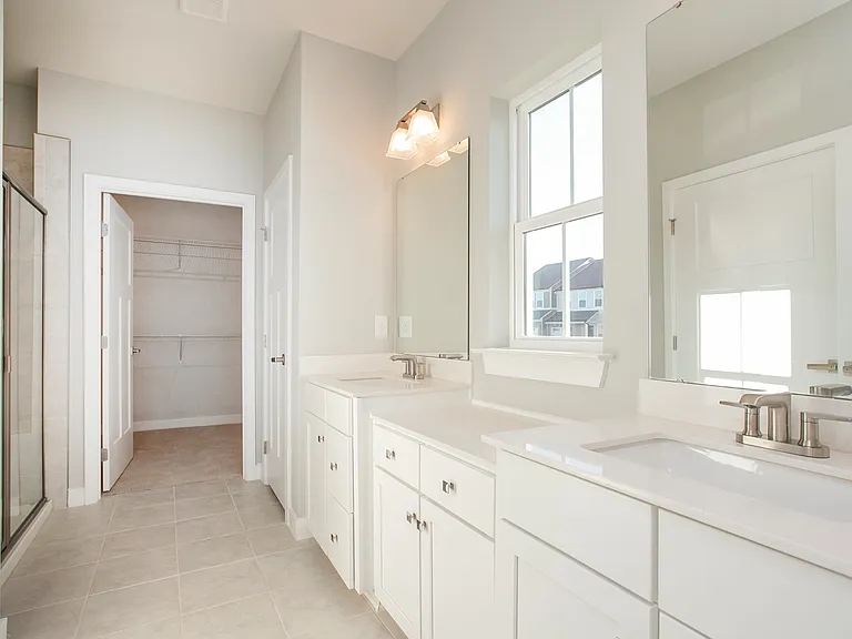 103 Great Falls Ct — Photo 15