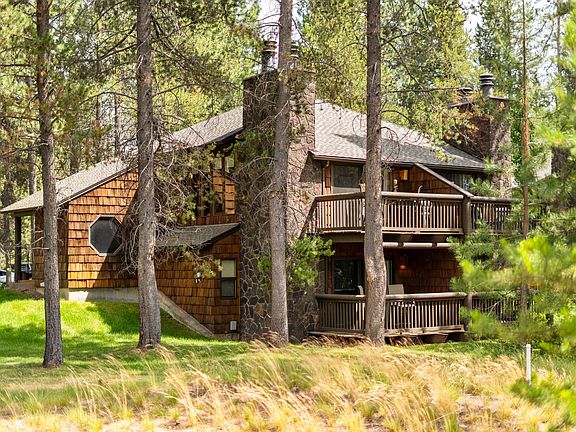 3rd image of 57279 Mashie Ln