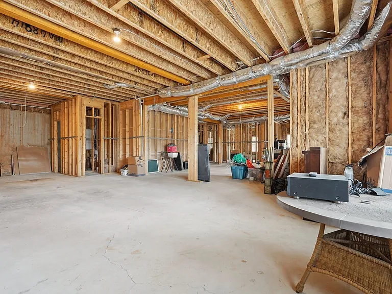 343 Summer Garden Dr — Photo 76