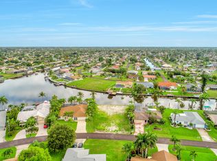 1113 SE 32nd Ter, Cape Coral, FL 33904