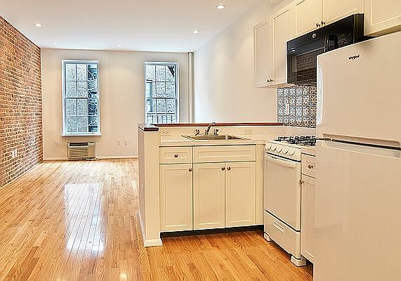 5th image of 322 E 81st St APT 3RE