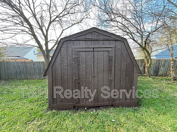4th image of 5020 Bahia Dr