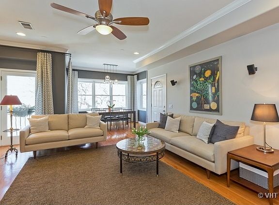 3rd image of 1523 N Artesian Ave #2