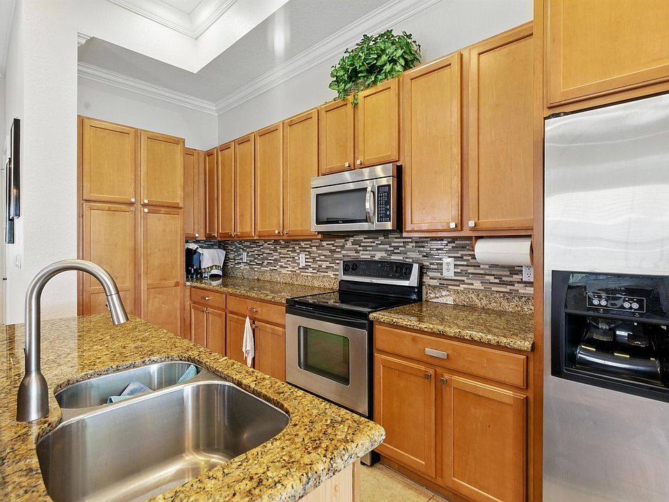 1st image of 707 Cresta Circle