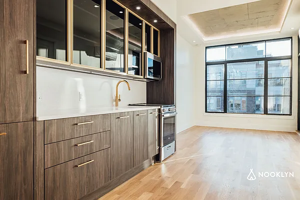 Rented by Nooklyn NYC LLC | media 89