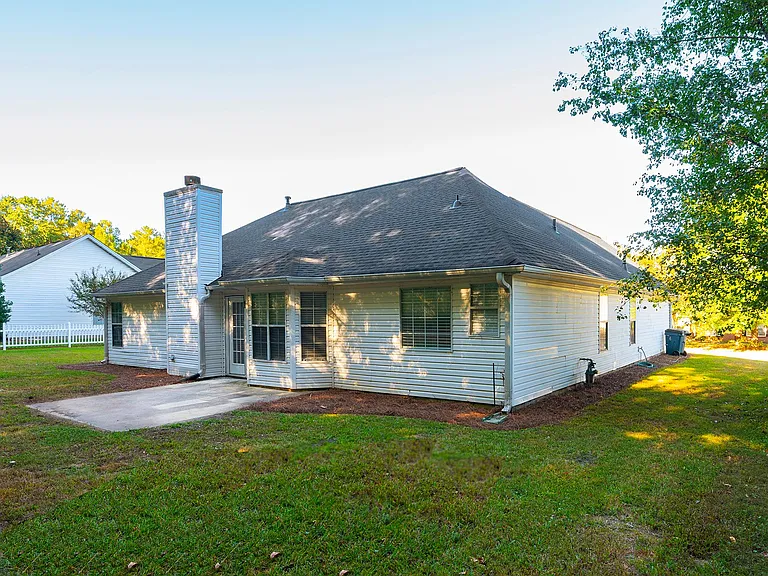 2285 Shady Oaks Dr — Photo 28