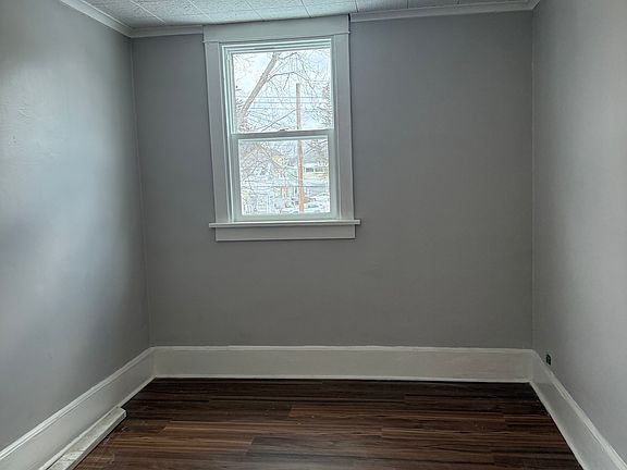 4th image of 82 New York Ave #2