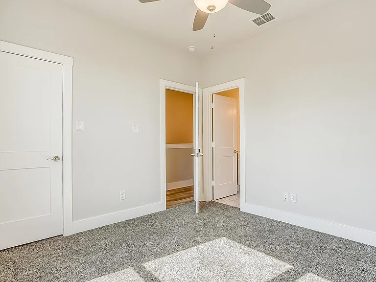 2944 Forest Park Blvd #FP-2028 — Photo 24