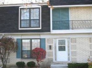 4127 Continental Dr, Waukegan, IL 60087