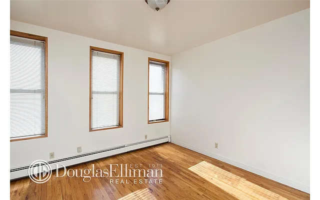 Rented by Douglas Elliman | media 23