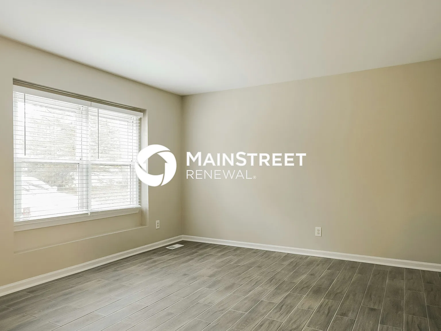 401 N Bend Dr — Photo 3