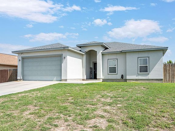3rd image of 213 Javier Dr