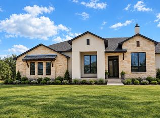 497 James Way, Castroville, TX 78009