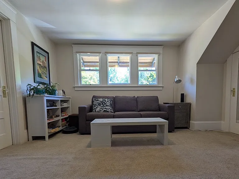1211 SE 52nd Ave — Photo 12