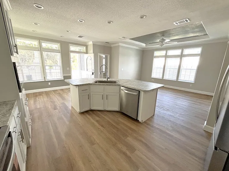 1029 Mayapple Ln #1029E — Photo 8