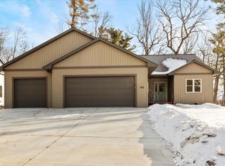 1108 Pinecrest Rd, Green Bay, WI 54313