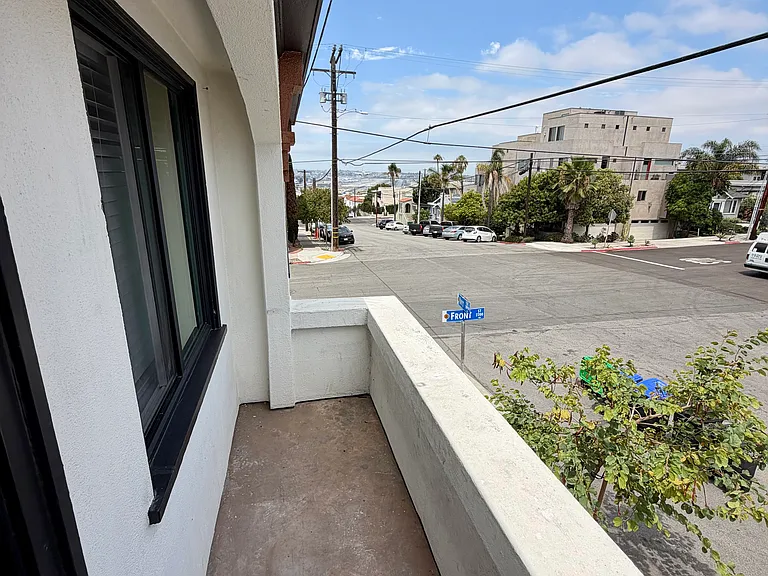 143 W Ivy St — Photo 20