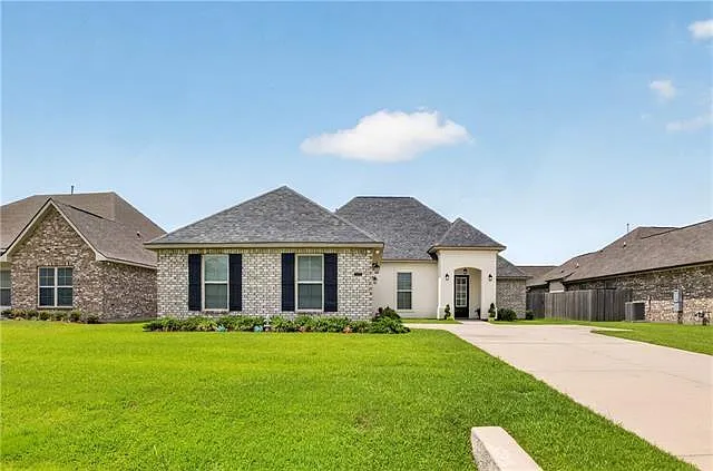 103 Cypress Park Ln