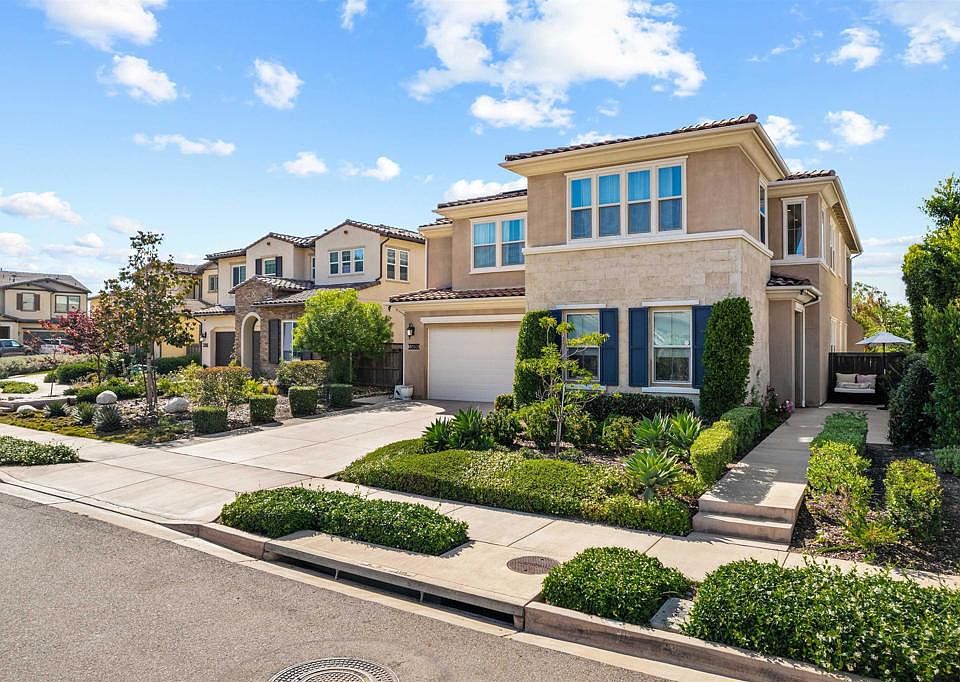 1st image of 15090 Verdot Ct