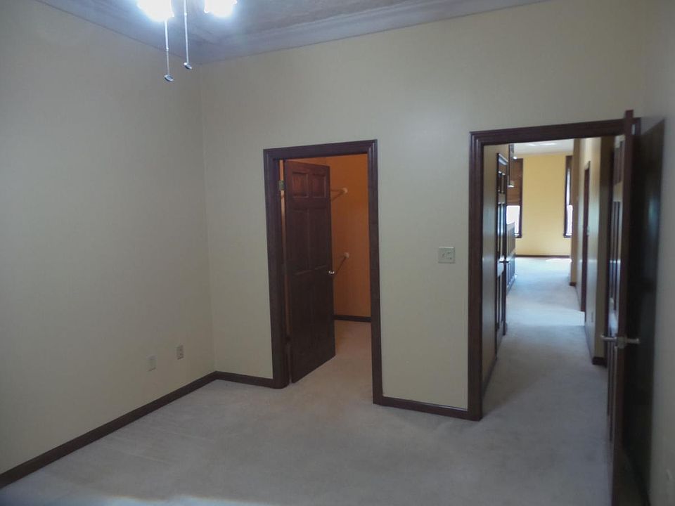 Master bedroom with huge walkin closet