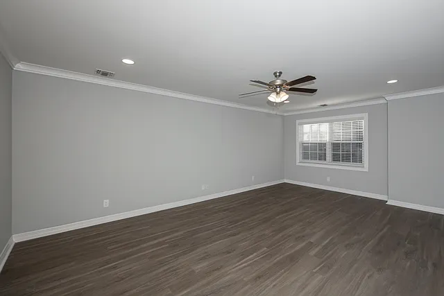 Fairfield Courtyard East At Farmingdale — Photo 4