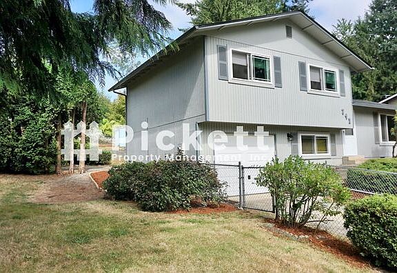3rd image of 741 Orrfelt Dr NW