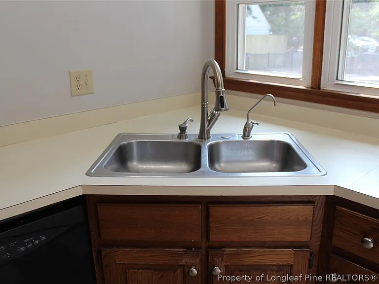 236 Pinecrest Dr — Photo 18