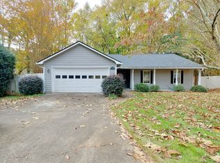 11250 Ridge Hill Dr, Johns Creek, GA 30022