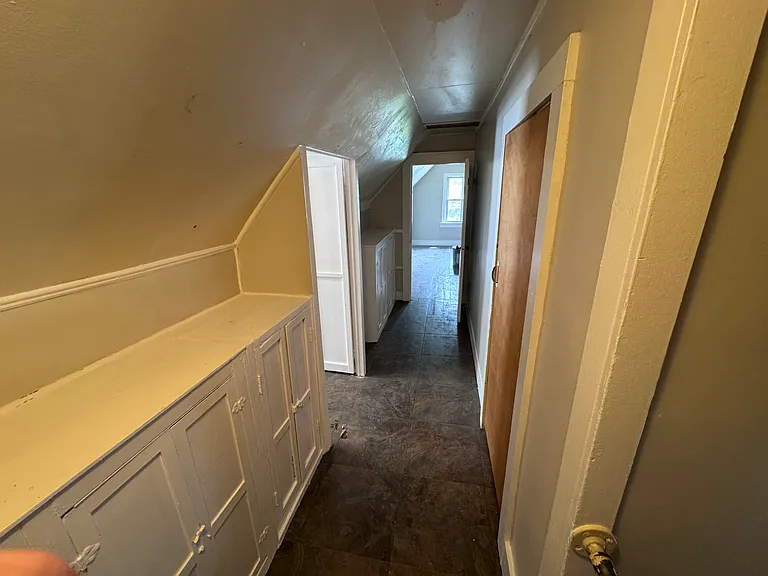 6 Dejonge St — Photo 16