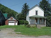 1st image of 209 W Beech St