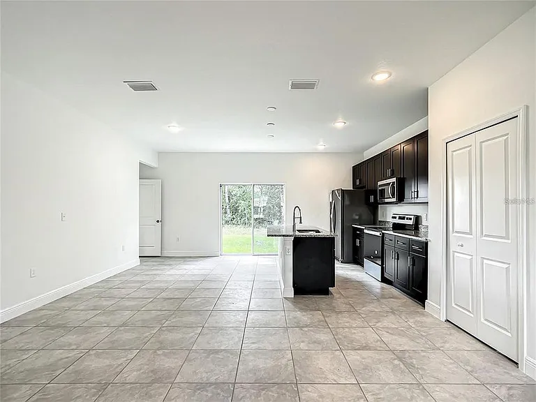 406 Marion Oaks Trl — Photo 26