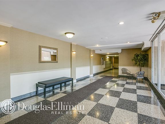 5th image of 8335 139th St APT 4N
