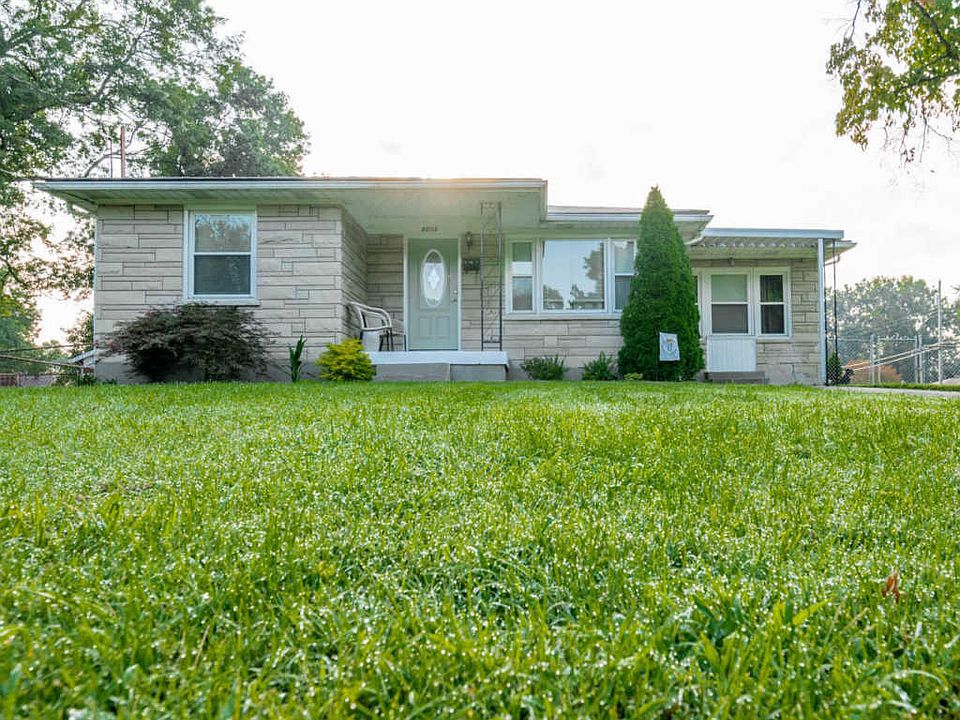 1st image of 8013 Nancy Ln