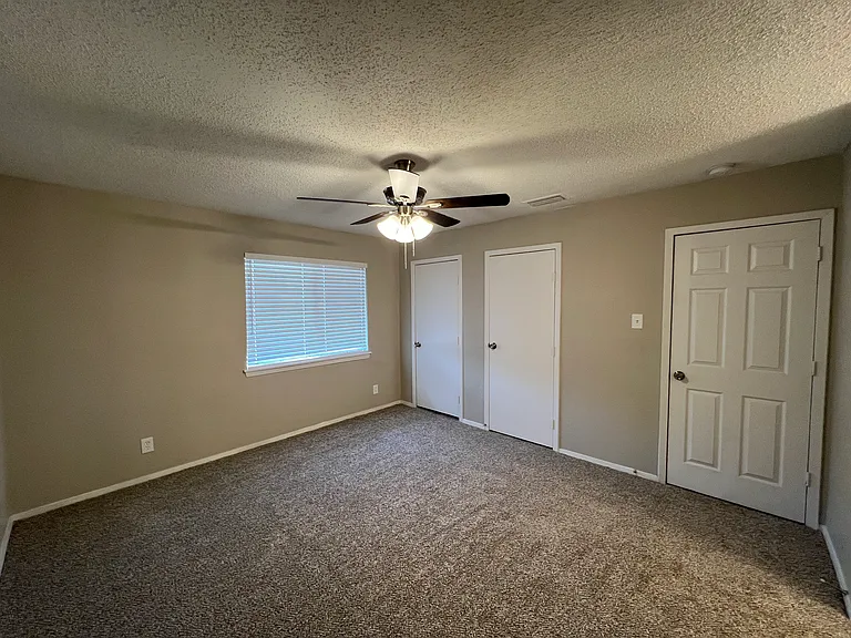 3037 Burning Tree Ln — Photo 17