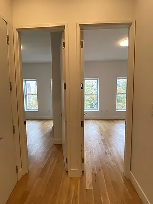 Rented by Aegis Realty Management Corp | media 6