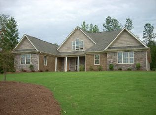 21 River Rapids Dr, Forsyth, GA 31029