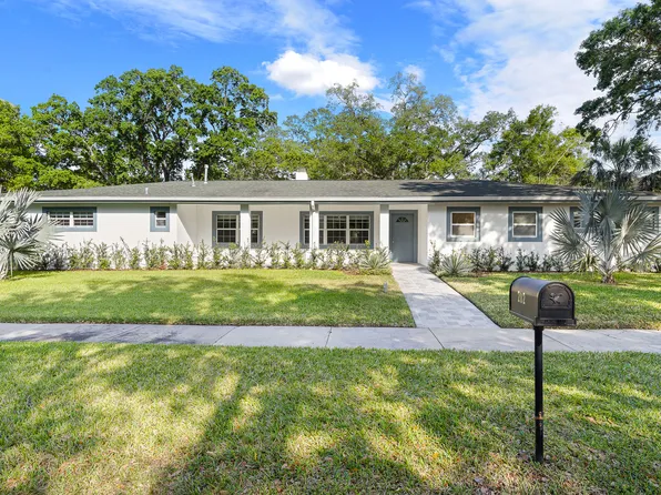 202 S Shore Crest Dr, Tampa, FL 33609
