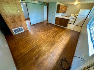 1225 W Freeman St #4, Carbondale, IL 62901